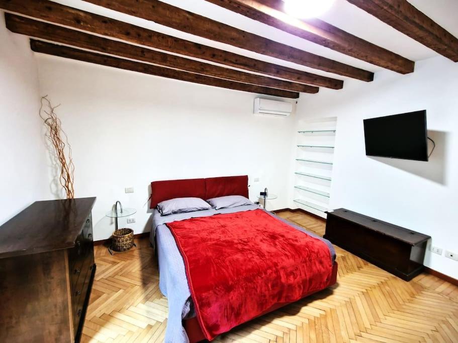 Magnifico Appartamento Ristrutturato Milano Esterno foto
