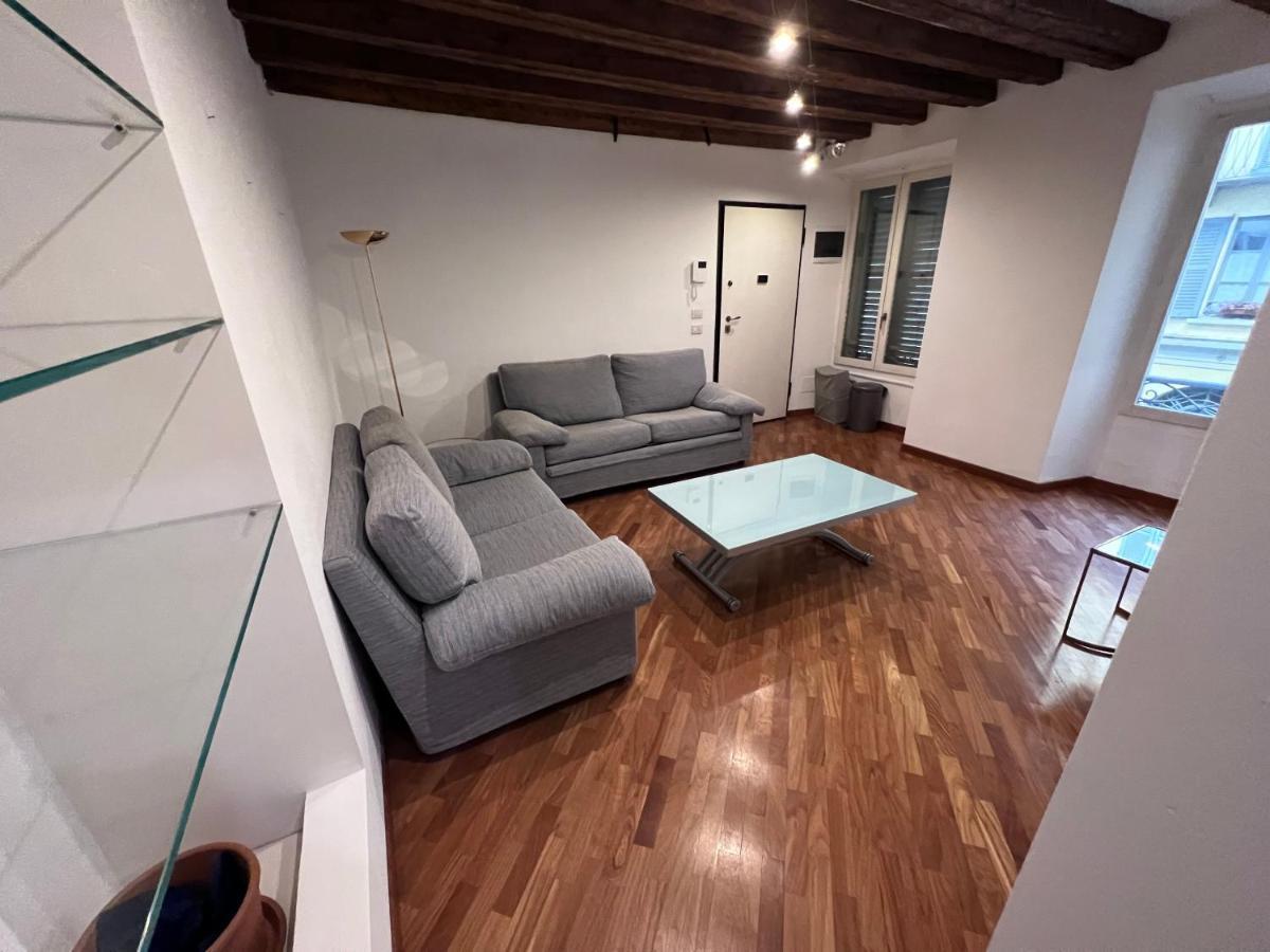 Magnifico Appartamento Ristrutturato Milano Esterno foto